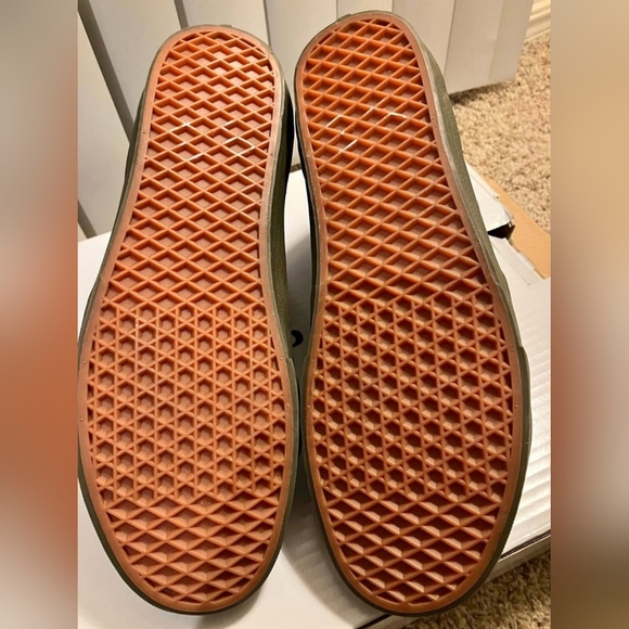 Vans Men's 13 Mono Suede Sk8-High Sneakers - Picture 2 of 5